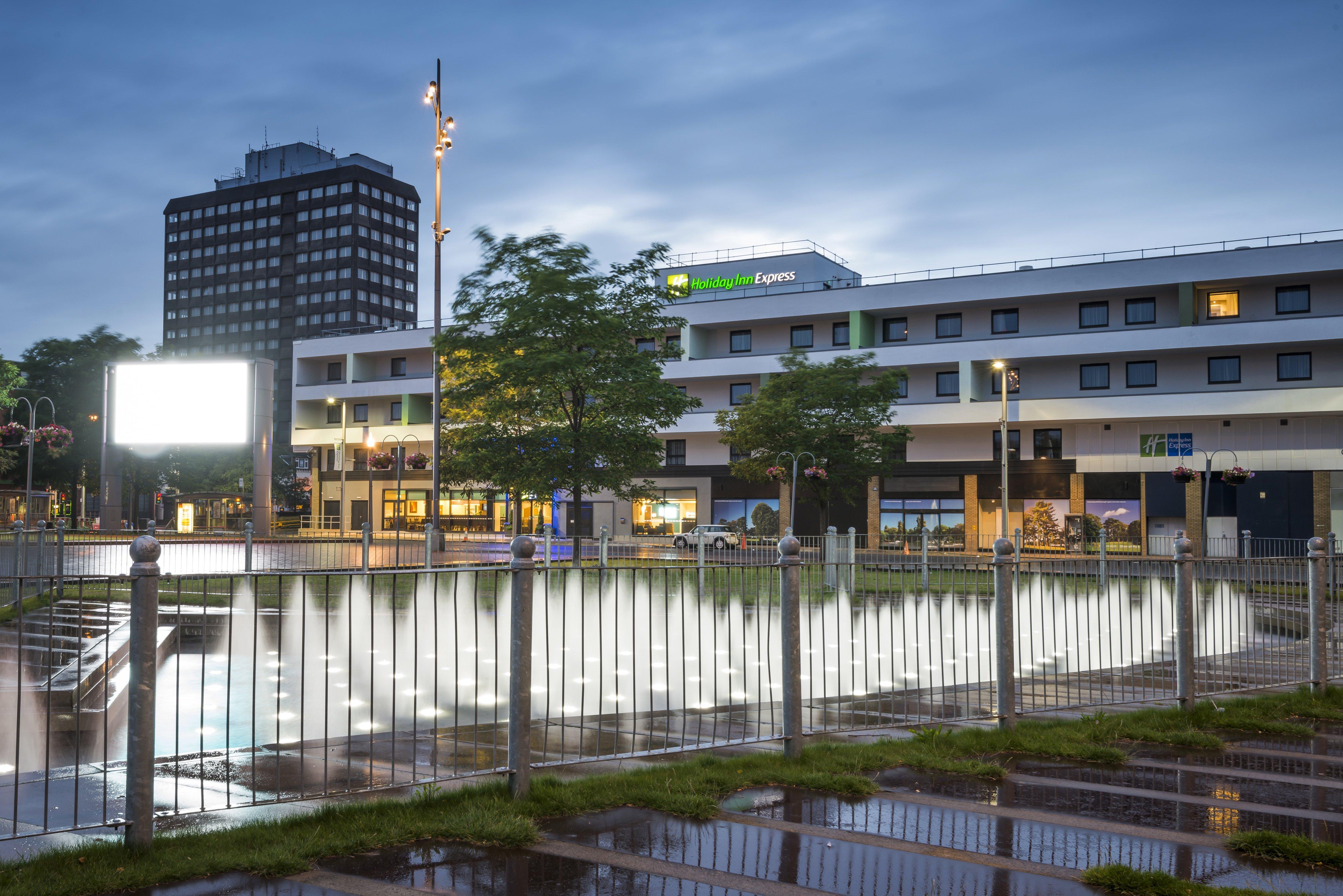 Holiday Inn Express Middlesbrough - Centre Square By Ihg Esterno foto